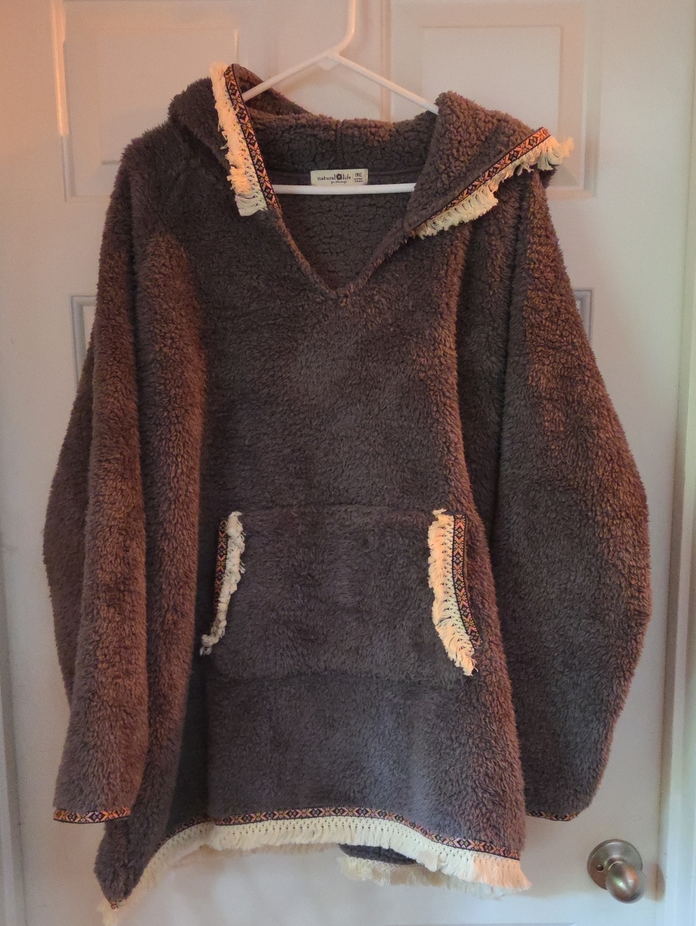 NATURAL LIFE Charcoal Gray Sherpa Hoodie with Fringe Trim